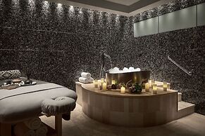 The Opus Westchester, Autograph Collection