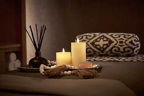 The Opus Westchester, Autograph Collection