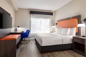 La Quinta Inn & Suites by Wyndham Mt. Laurel - Philadelphia