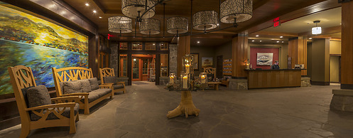 Nita Lake Lodge