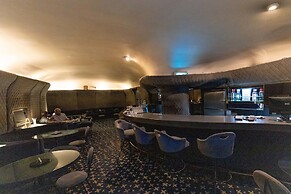 West End Hotel