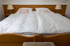 Hotel Garni Lehrertal