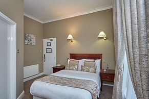 The Uppercross House Hotel