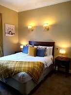 The Uppercross House Hotel