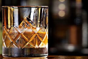 The Uppercross House Hotel