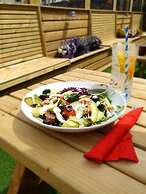 The Uppercross House Hotel