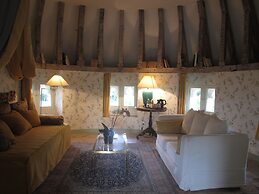 Chateau De Vauloge
