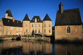 Chateau De Vauloge