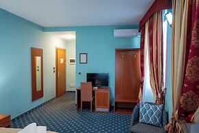 Cavour Resort