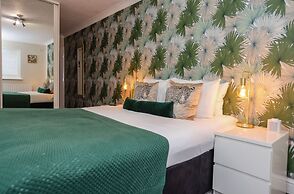 The Ashleigh - Dog Friendly