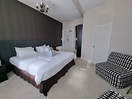 The Ashleigh - Dog Friendly