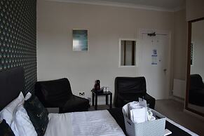 The Ashleigh - Dog Friendly