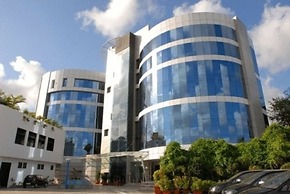 Peninsula Grand Hotel