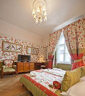 The Bonerowski Palace Boutique Hotel