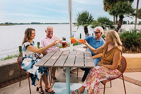 The Waterfront Inn