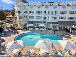 The Waterfront Inn