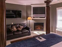 Depot Inn and Suites