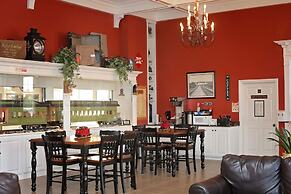 Depot Inn and Suites
