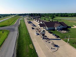 Depot Inn and Suites