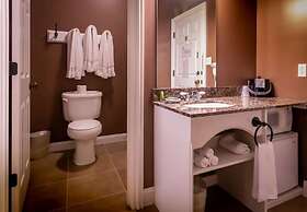 Depot Inn and Suites