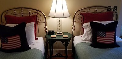 Inn at Clearwater Pond (Quechee)