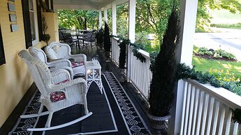 Inn at Clearwater Pond (Quechee)