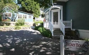 Tucker House Inn