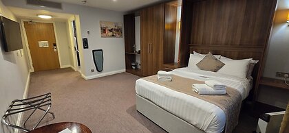 Shendish Manor Hotel & Golf Course