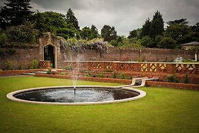 Shendish Manor Hotel & Golf Course