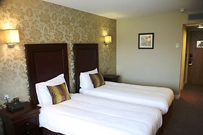 Shendish Manor Hotel & Golf Course