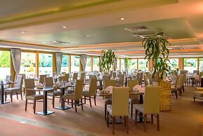Shendish Manor Hotel & Golf Course