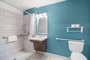 WoodSpring Suites North Charleston Airport I-526