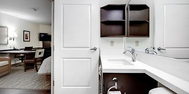 Candlewood Suites Pearl by IHG