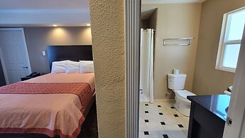 Marinwood Inn & Suites