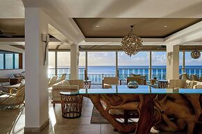 Waves Resort & Spa, Barbados, An Autograph Collection® All-Inclusive R