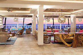 Waves Resort & Spa, Barbados, An Autograph Collection® All-Inclusive R