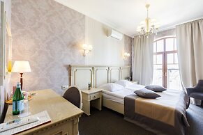 Arbat House Hotel