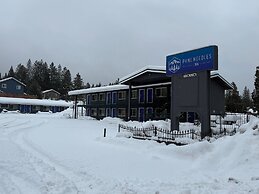 Pine Needles Inn