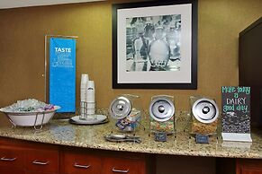 Hampton Inn & Suites Madisonville