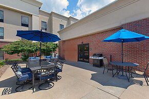 Hampton Inn & Suites Madisonville