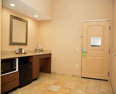 Hampton Inn & Suites Houston - Rosenberg