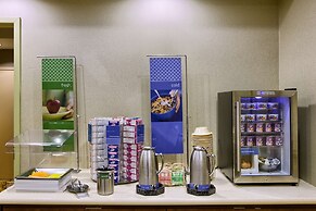 Hampton Inn & Suites Houston - Rosenberg