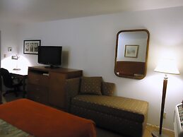 Maple Inn & Suites