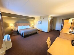 AmeriVu Inn & Suites - Waconia
