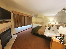 AmeriVu Inn & Suites - Waconia