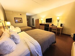 AmeriVu Inn & Suites - Waconia
