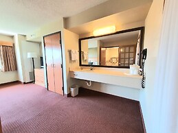 AmeriVu Inn & Suites - Waconia