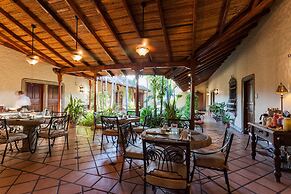 Hotel Los Robles