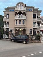Vila Lux Hotel