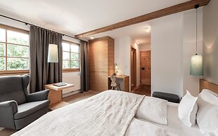 Hotel Strasserwirt Ansitz zu Tirol